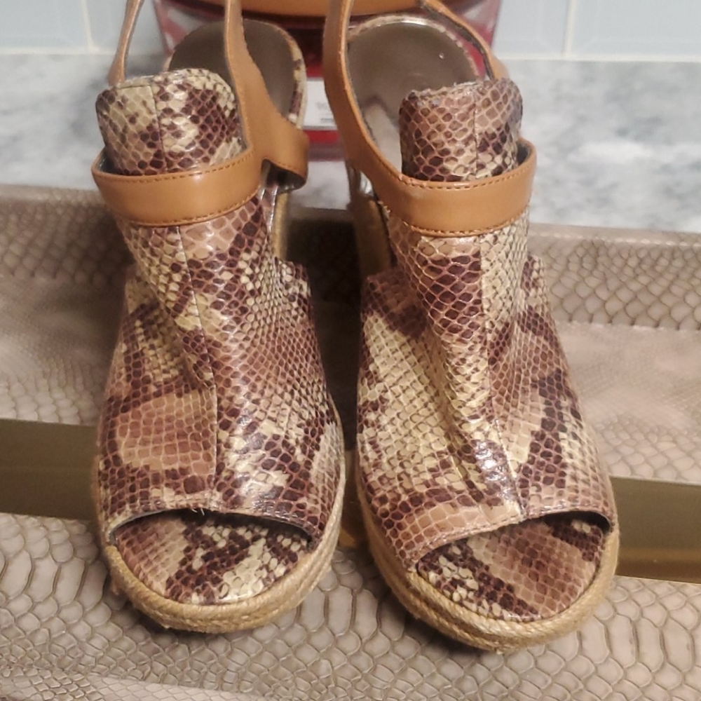 Snakeskin wedges